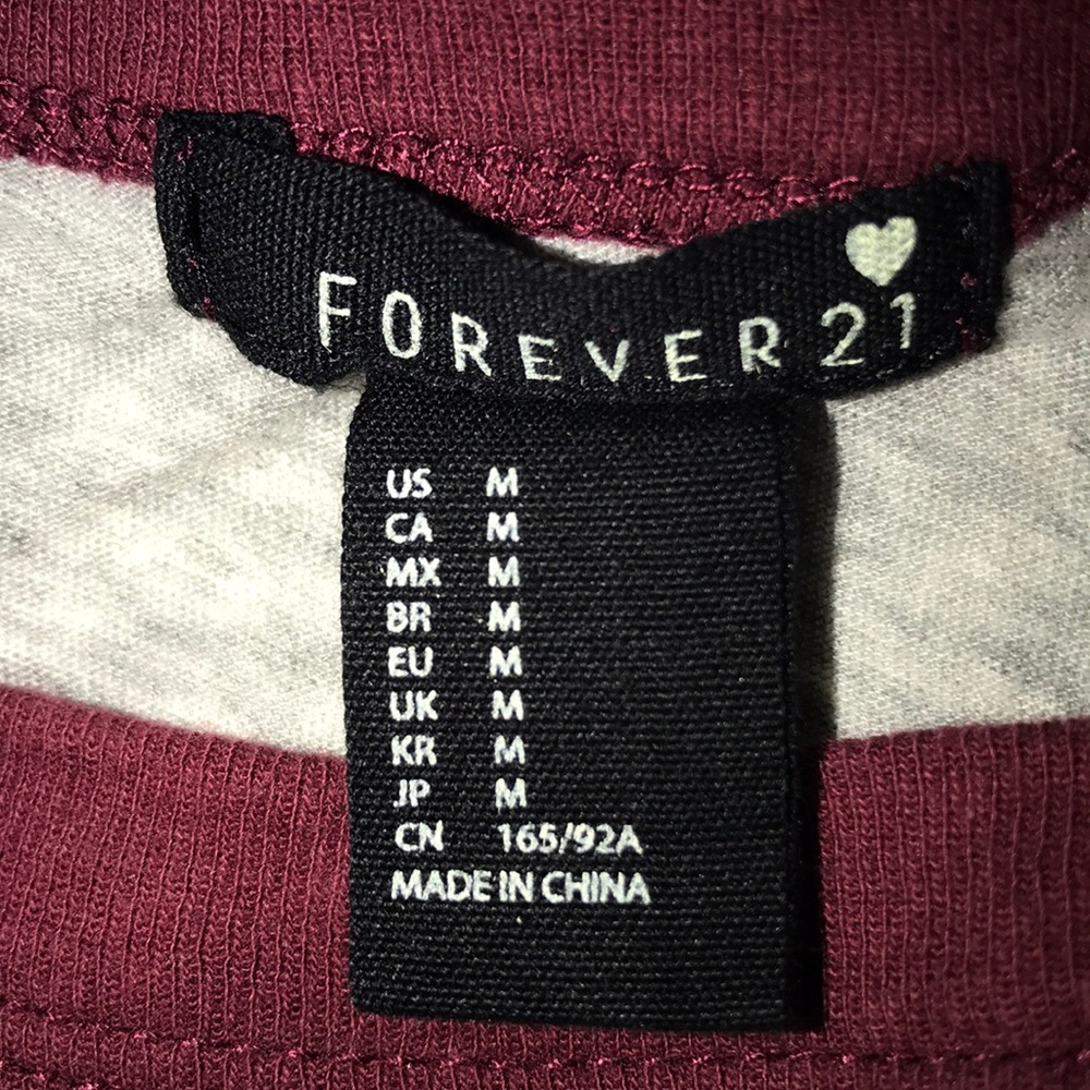 Forever 21 T-Shirt - Picture 3 of 3